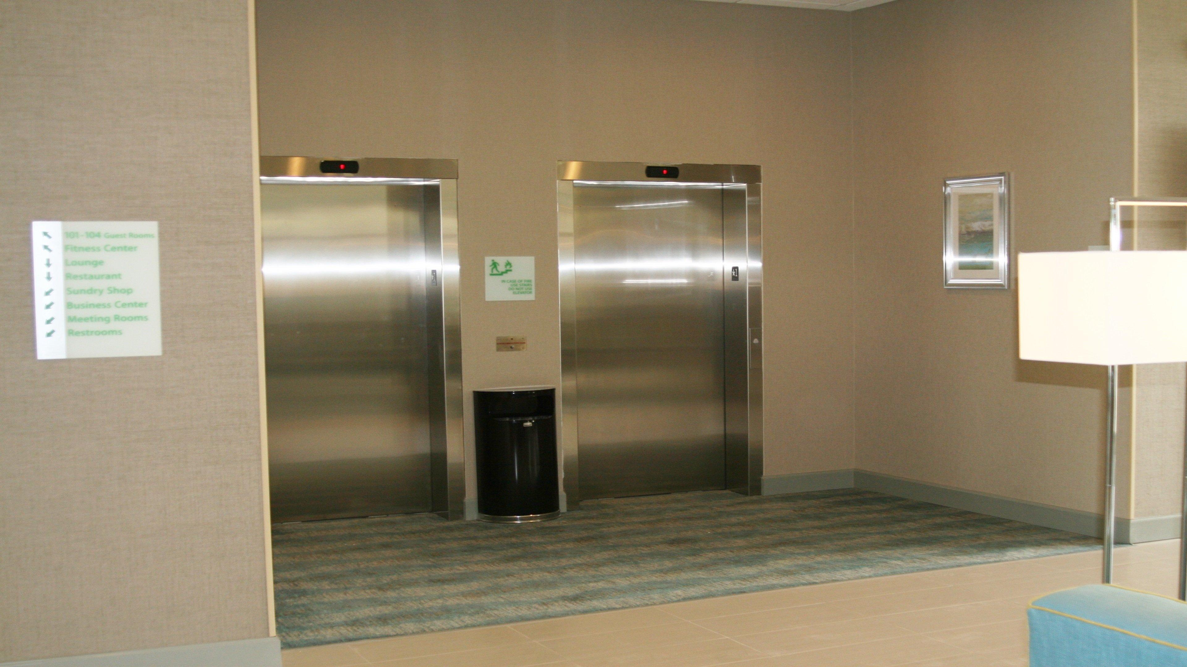 Holiday Inn Guin By Ihg Twin Kültér fotó